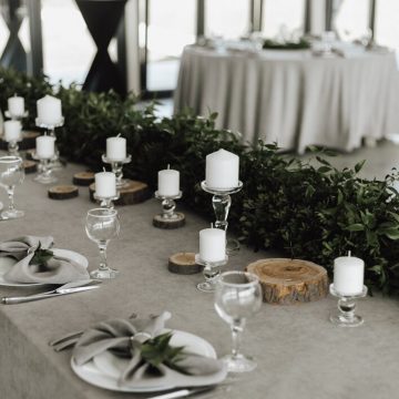 Jak zaplanować idealne przyjęcie okolicznościowe w domu weselnym?
