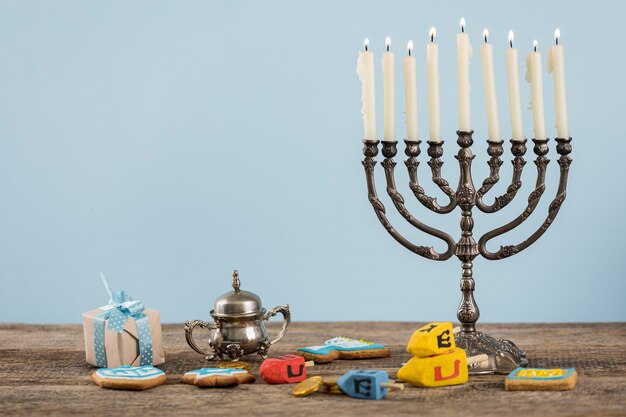 Znaczenie i symbolika przedmiotów związanych z judaizmem dostępnych w sklepach internetowych